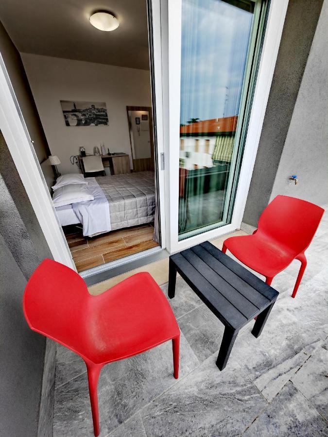 Residenza Delizia Camere & Appartamenti "Residenze Del Cuore" Verona Exteriér fotografie